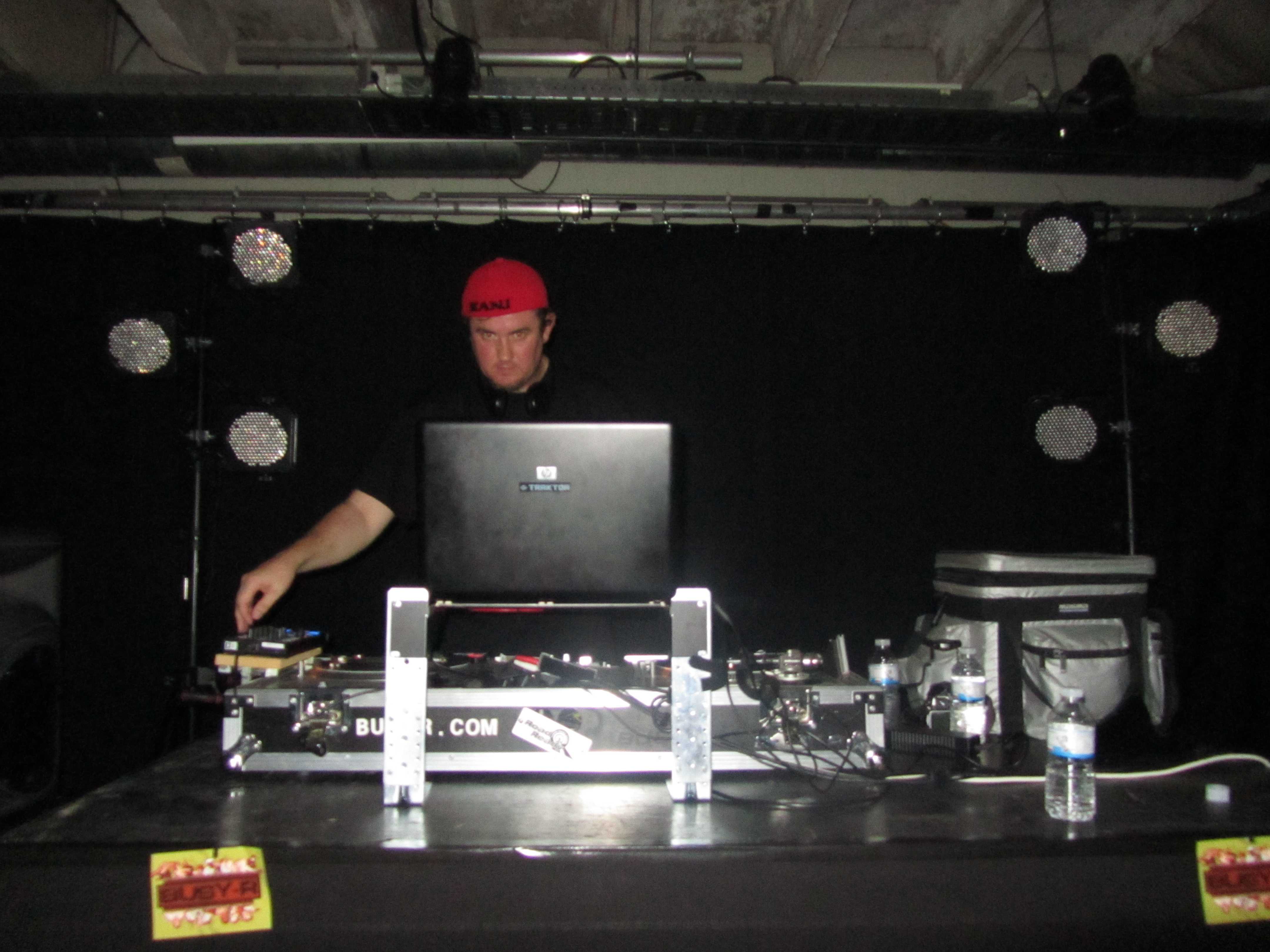 Tribes_Festival_2011_-_DJ_BusyR_27.jpg