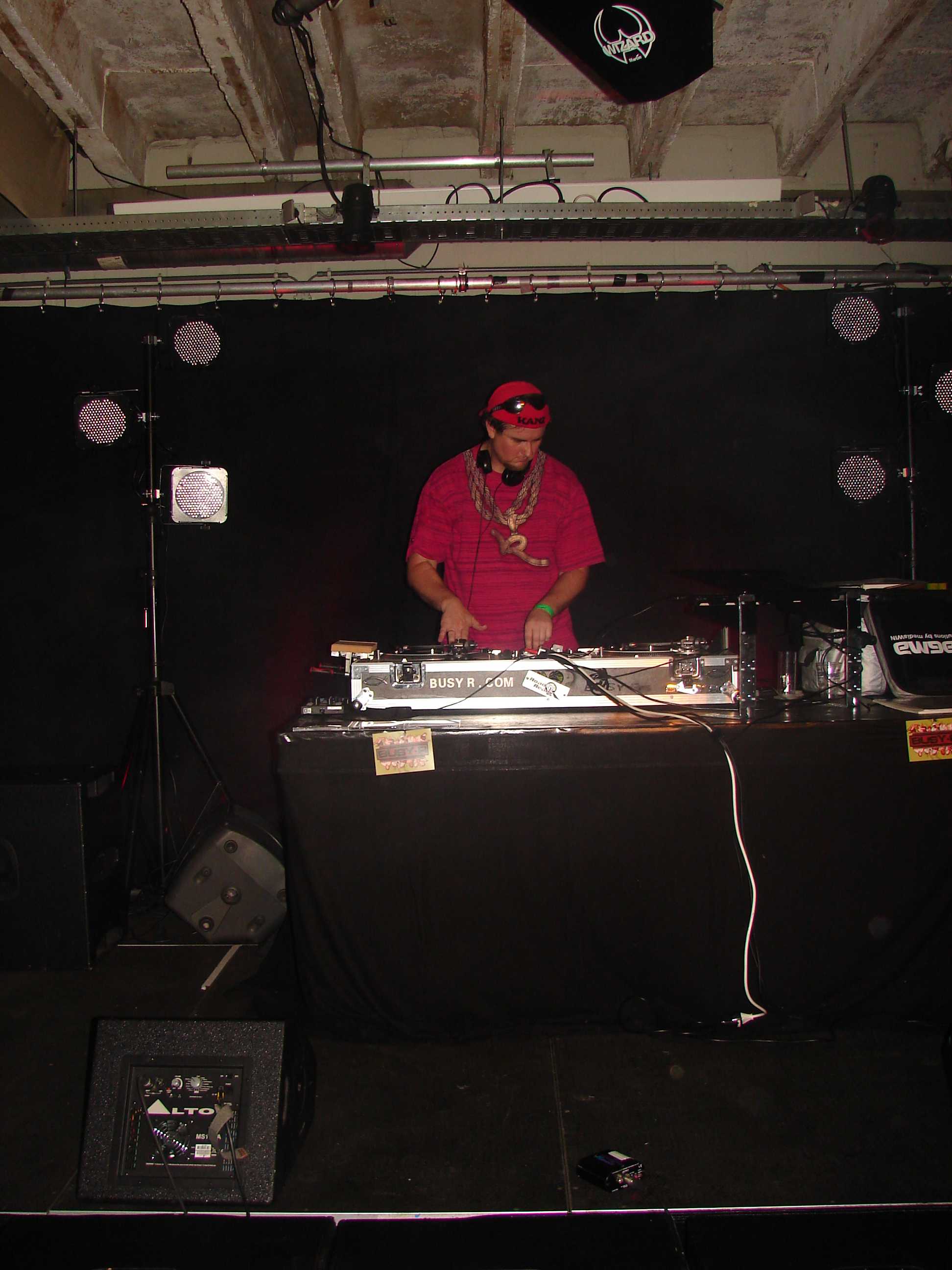 Tribes_Festival_2011_-_DJ_BusyR_44.jpg